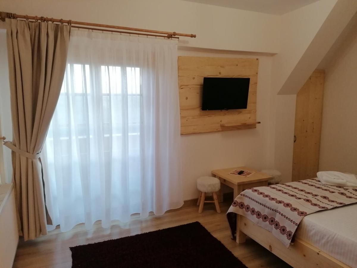 Pensiunea Casuta Din Deal モイセイ 部屋 写真